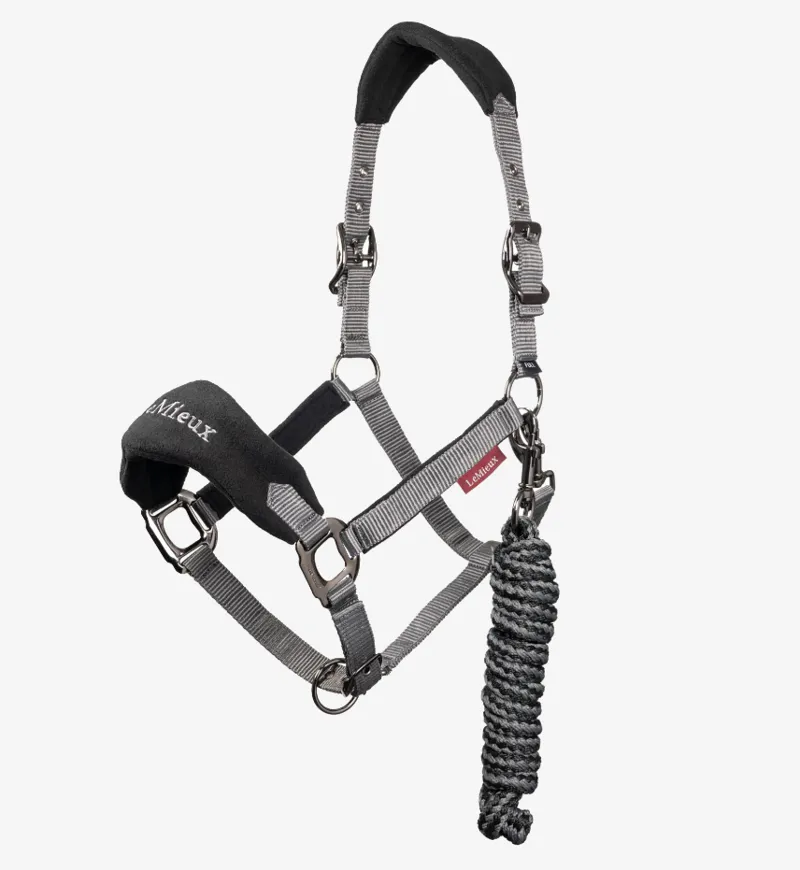 LeMieux Vogue Fleece Headcollar and Rope - Black
